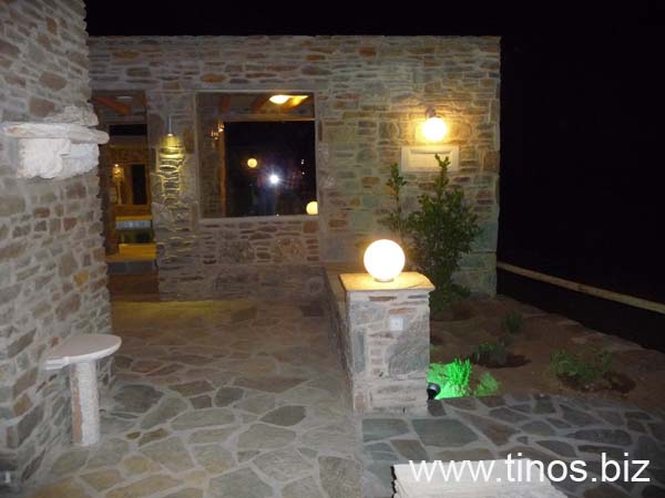 triantaros_art 390